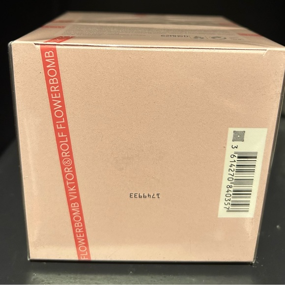Victor & Rolf flower bomb 50 ml/1.69 oz - Picture 3 of 3